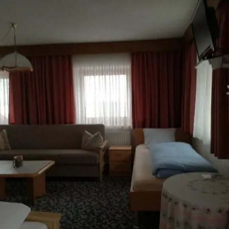 Haus Gertrud Haas Bed & Breakfast *